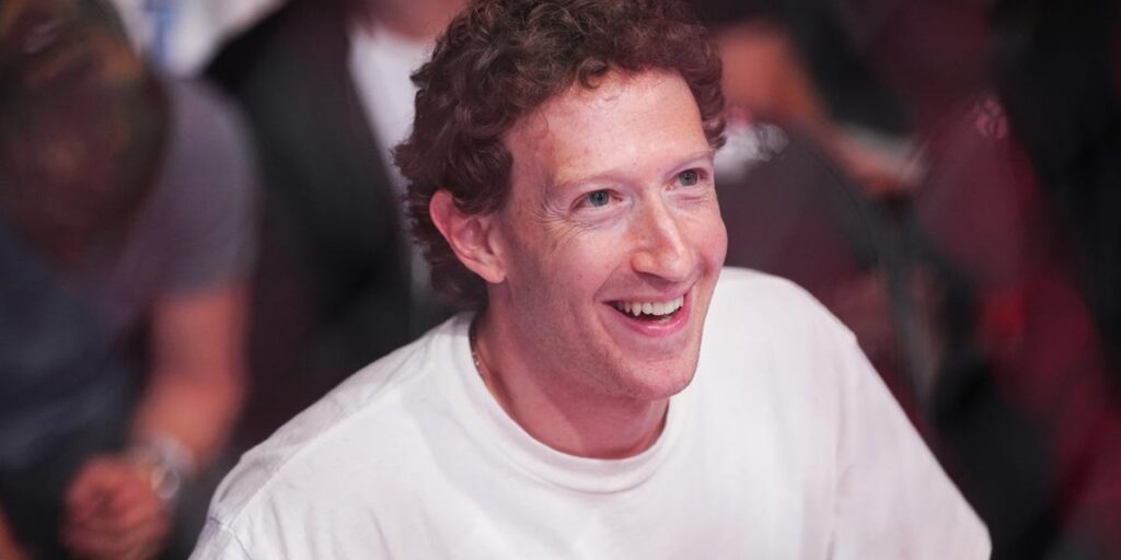 Mark Zuckerberg Ups His Chain Game in a New Video