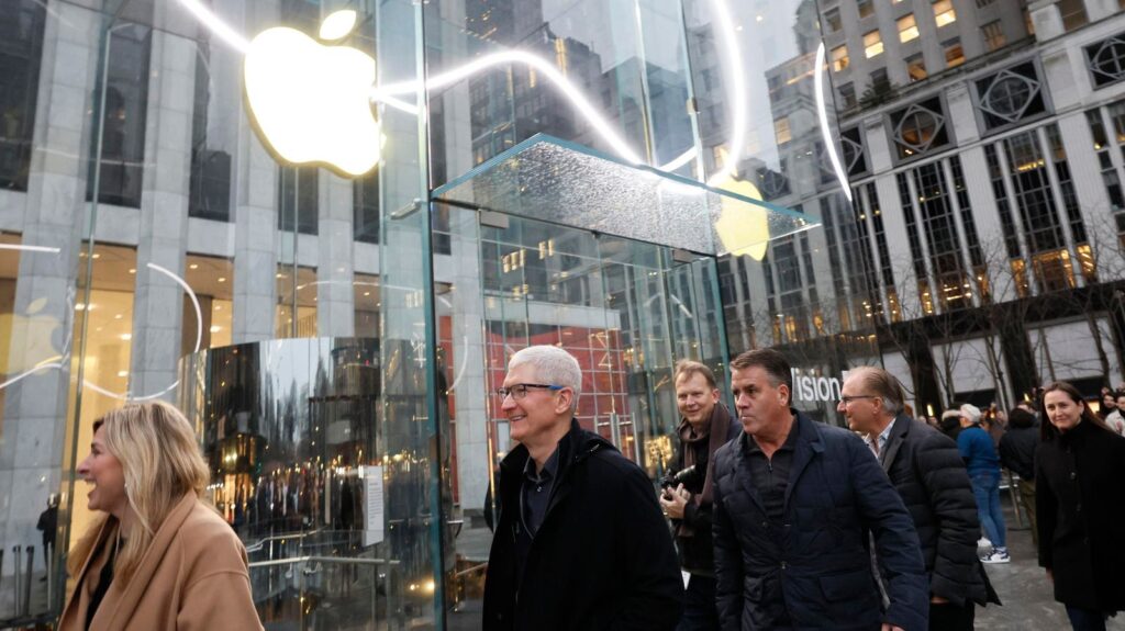 Apple Stock Falls As Rival Microsoft Stock Hits Record