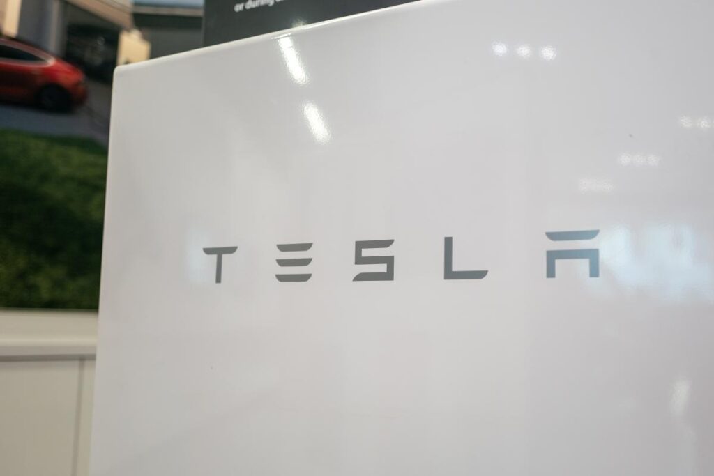 Tesla’s energy business expands with Sunrun partnership in Texas