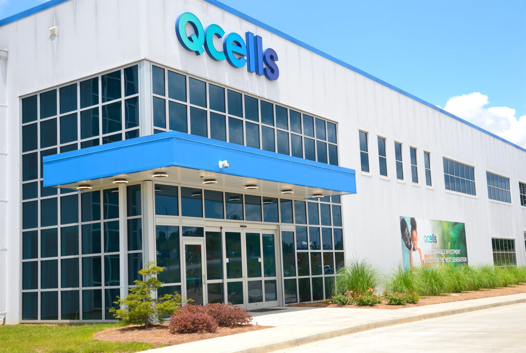 POLITICO ProE&E News: Solar company hires ex-Tesla lobbyistGREENWIRE | Solar energy manufacturer Qcells has hired Joe Mendelson to lead its Washington lobbying office..1 day ago